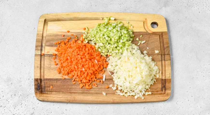 Картофельная лазанья с фаршем: шаг 1