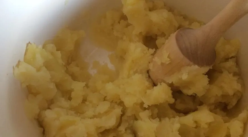 Картофельные лепешки: шаг 1