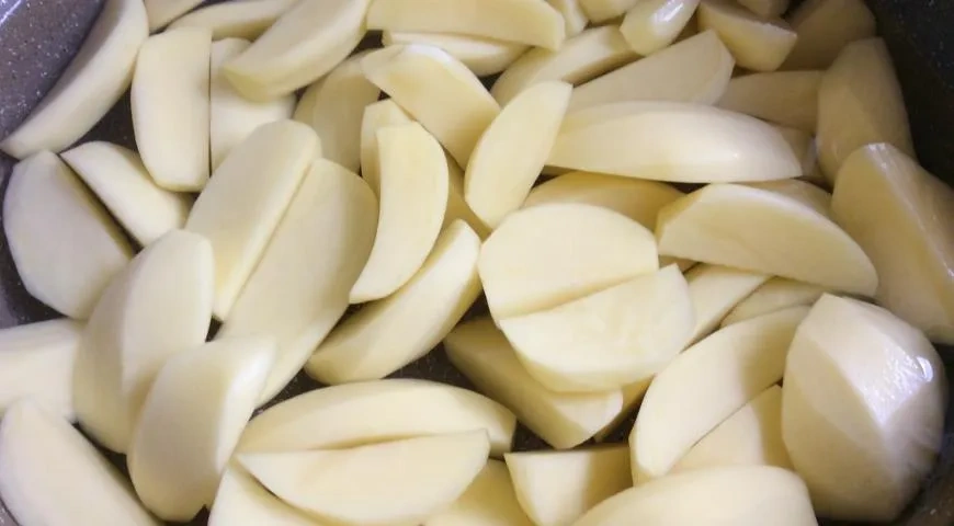 Картошка по-домашнему: шаг 1