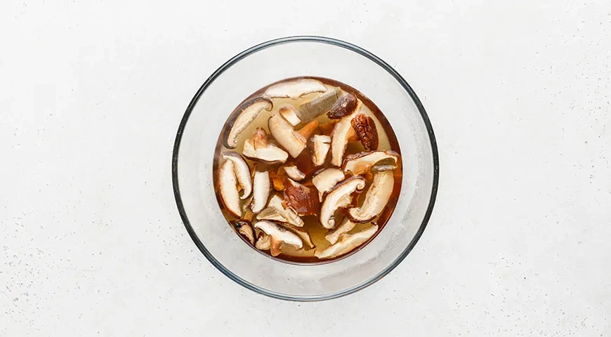 Каша гурьевская из гречневой крупы: шаг 1