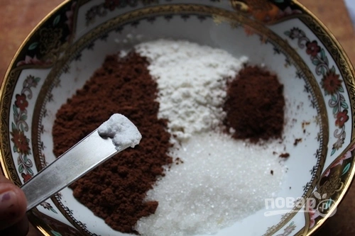 Шаг 1: Кекс в микроволновке без яиц