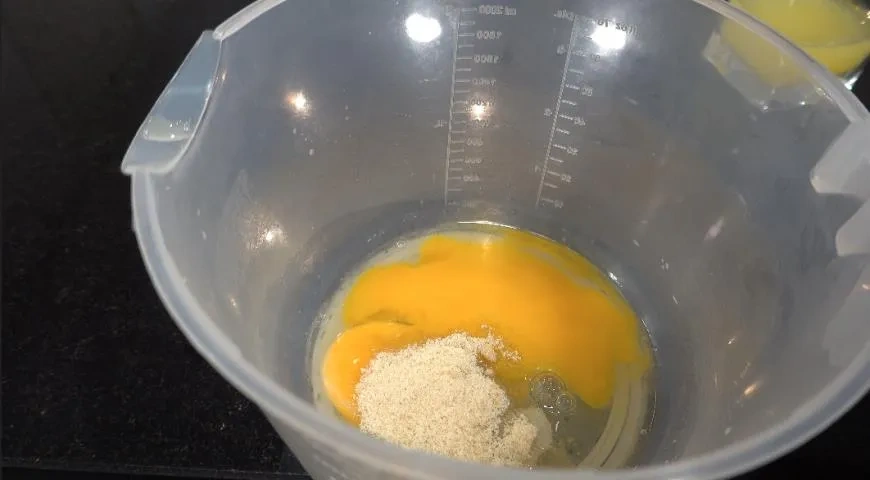 Классический штрудель с яблоками по рецепту титулованного шеф-повара: шаг 1