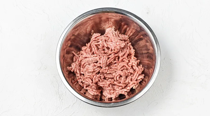 Котлеты в вафельных коржах: шаг 1