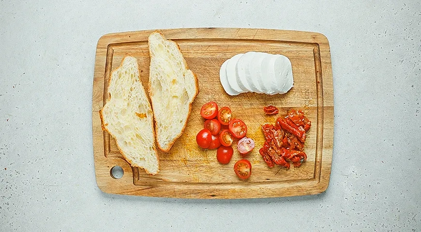 Круассан «Капрезе»: шаг 1