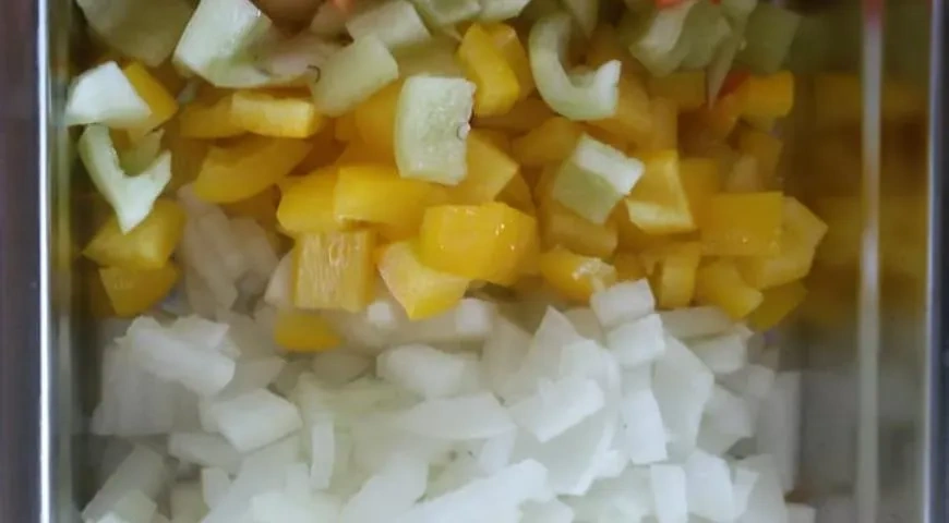 Курица с овощами в кисло-сладком соусе: шаг 1