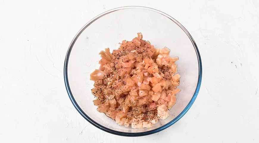 Куриные котлеты по-министерски: шаг 1