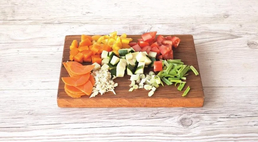 Кускус с овощами и йогуртом: шаг 1