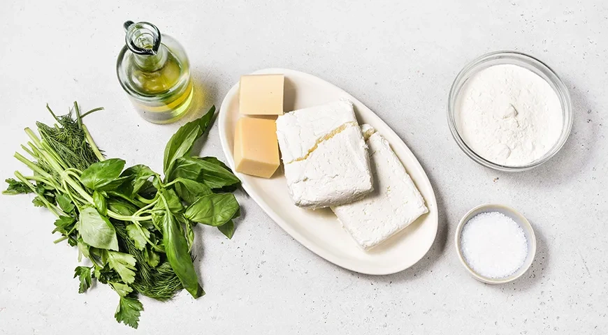 Кутабы с творогом и зеленью: шаг 1