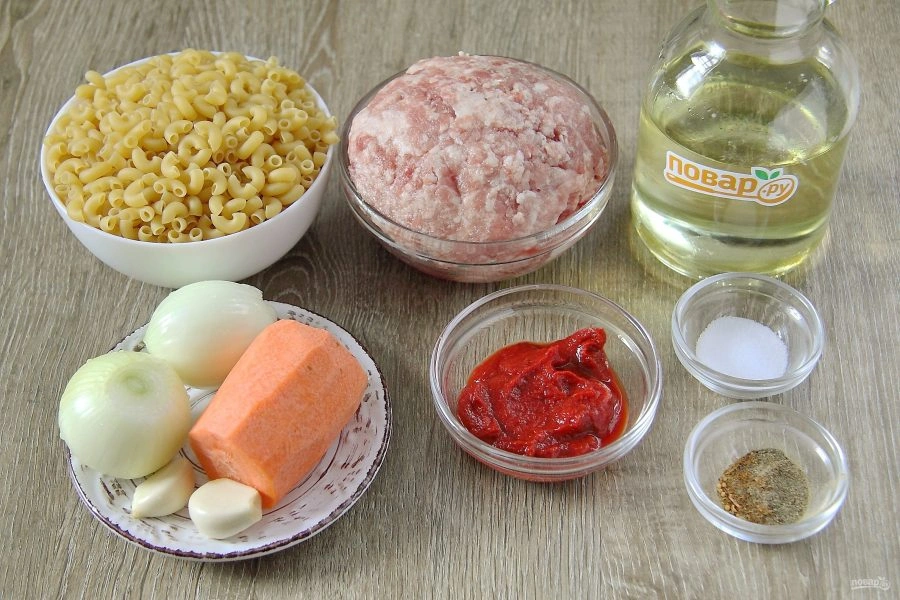 Шаг 1: Макароны пофлотски с томатной пастой