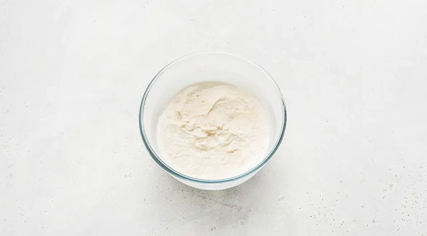 Манник на кефире с яблоками по-домашнему: шаг 1