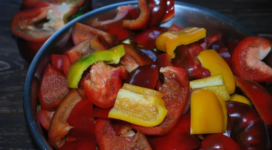 Маринованный перец: шаг 1