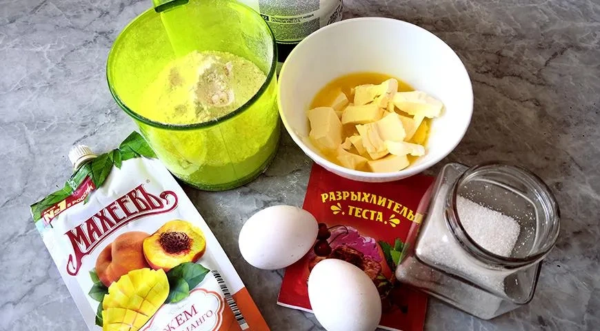 Мини-Мадлены с джемом "Махеевъ" к 8 марта: шаг 1