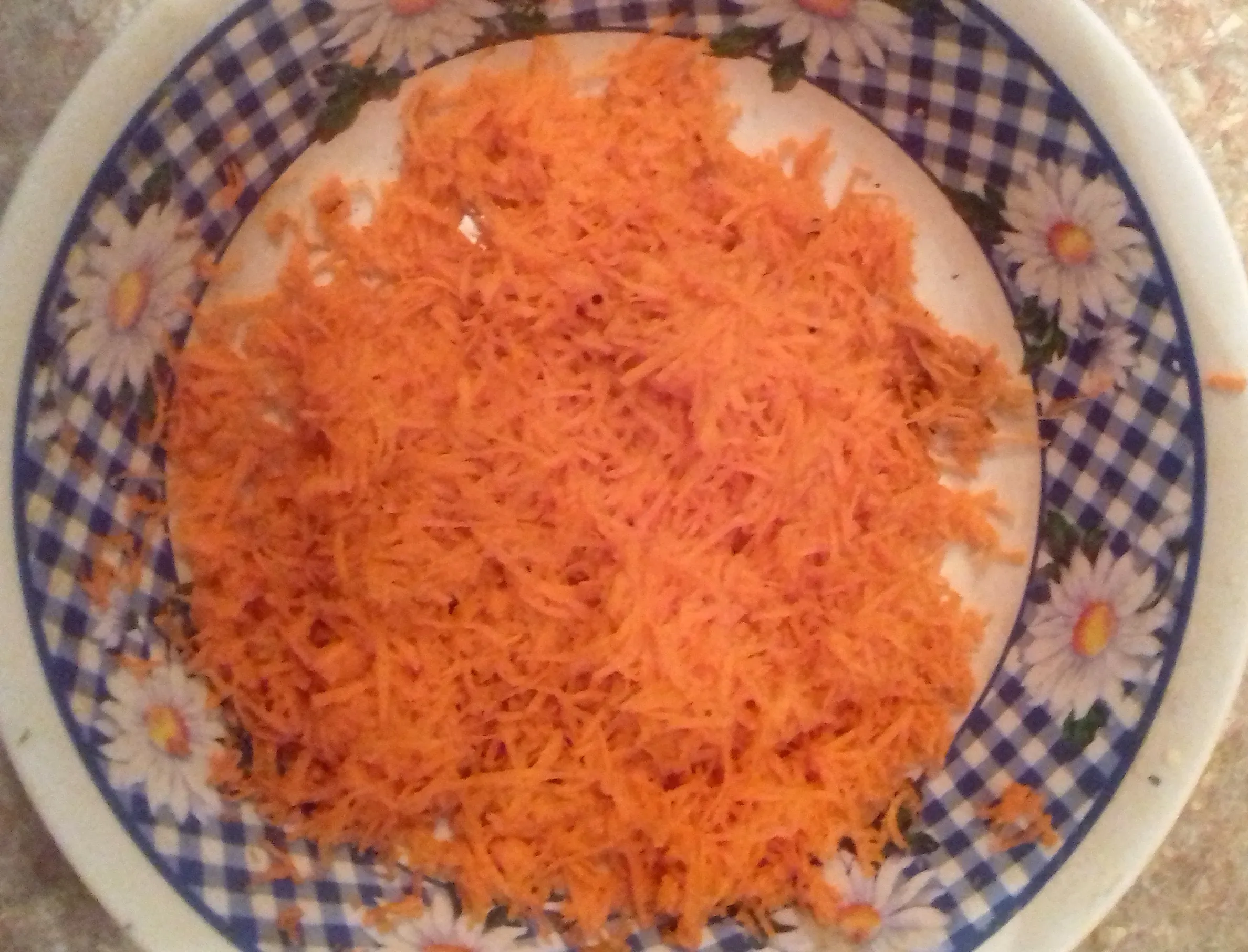 Морковные кексы с творогом и шоколадом: шаг 1