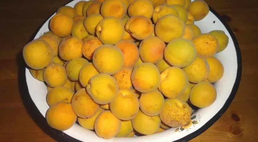 Наливка из абрикосов в домашних условиях: шаг 1