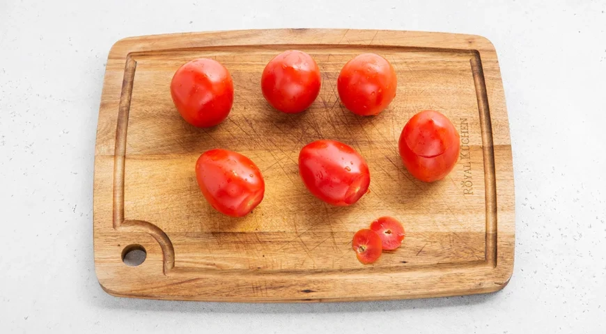 Новогодний салат «Дед Мороз»: шаг 1