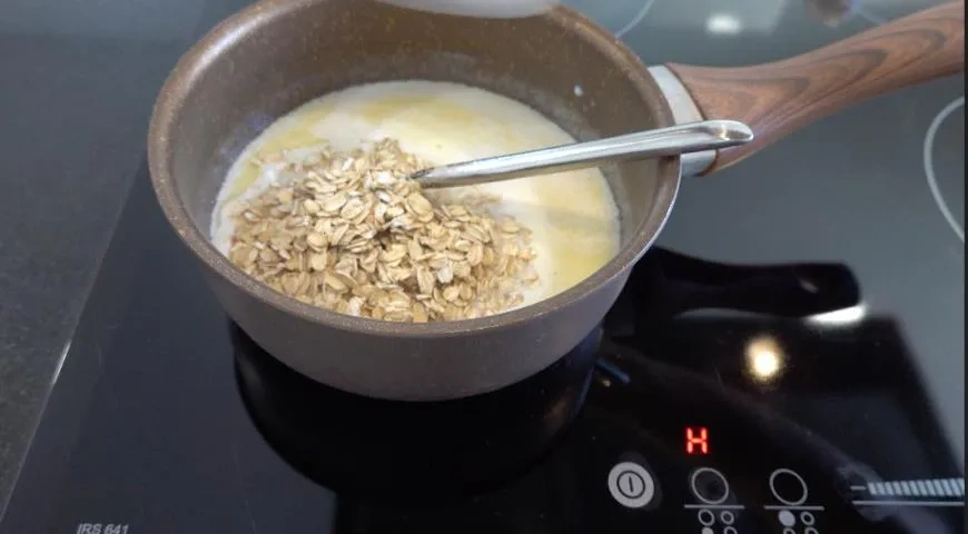 Обалденный овсяный хлеб с мёдом по скандинавскому рецепту: шаг 1