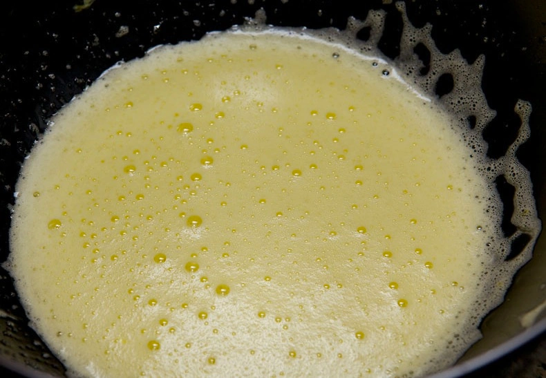 Шаг 1: Оладьи на молоке