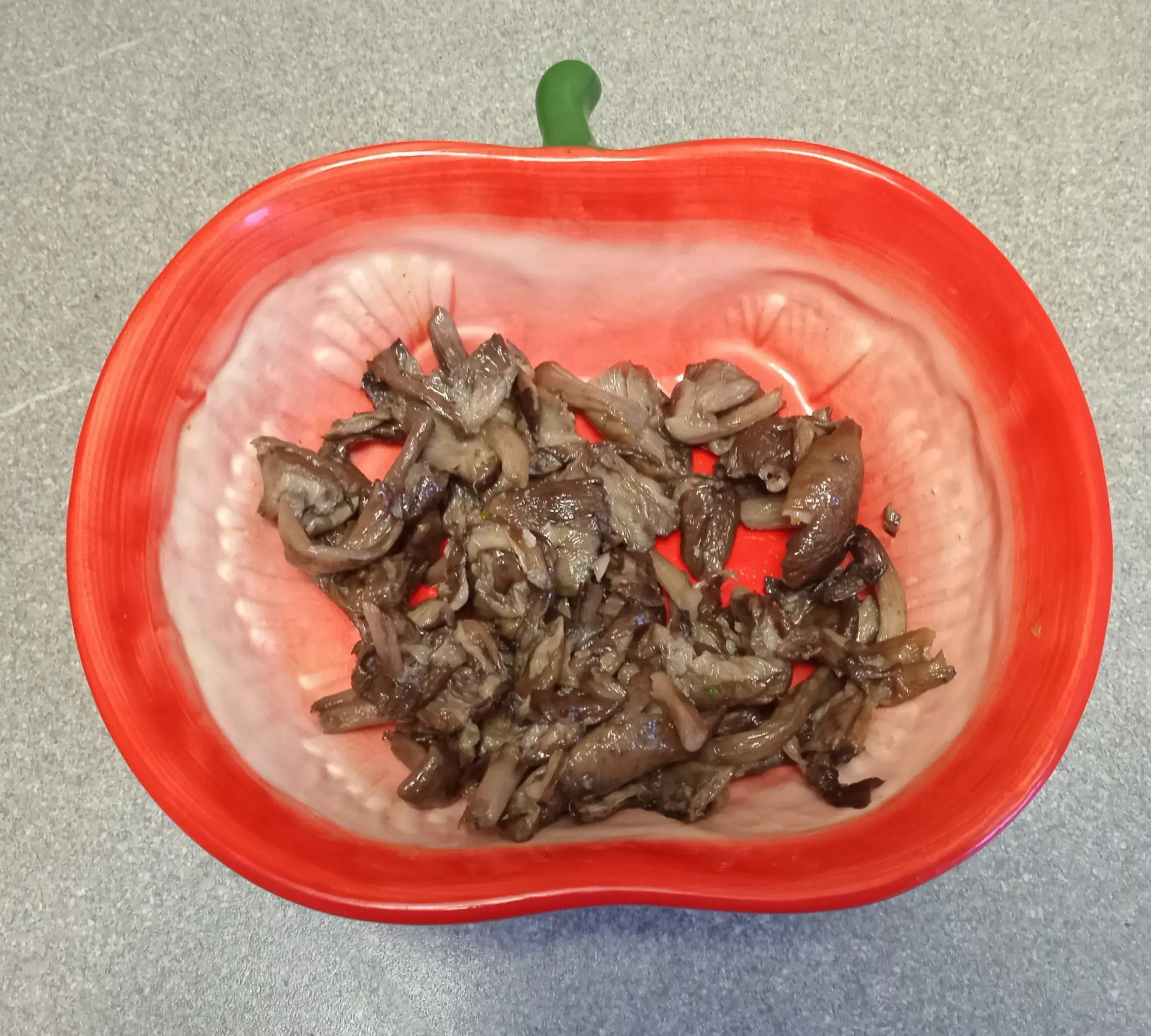 Омлет с опятами и зеленью: шаг 1