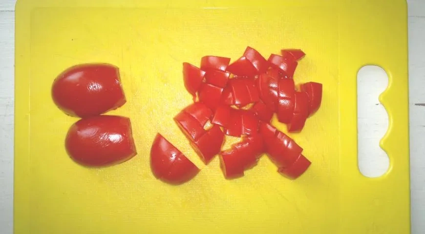 Овощной салат с пикантным соусом: шаг 1