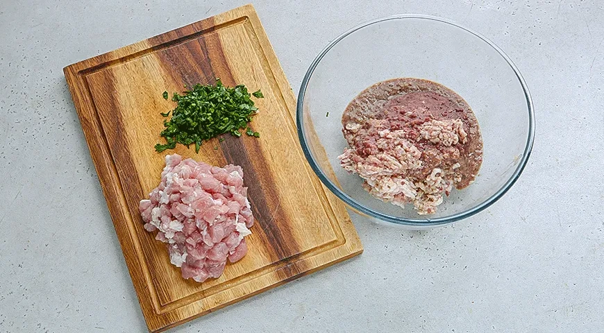 Паштет с фисташками, запеченный в духовке: шаг 1