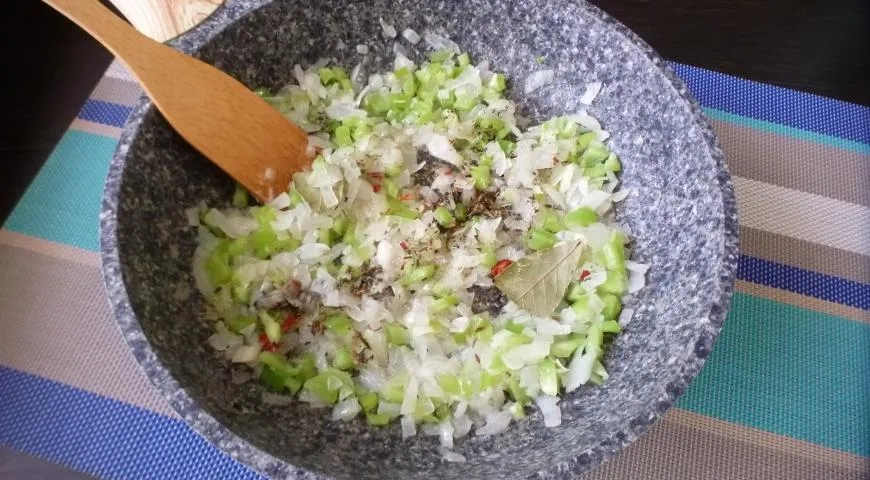 Пикадильо: шаг 1