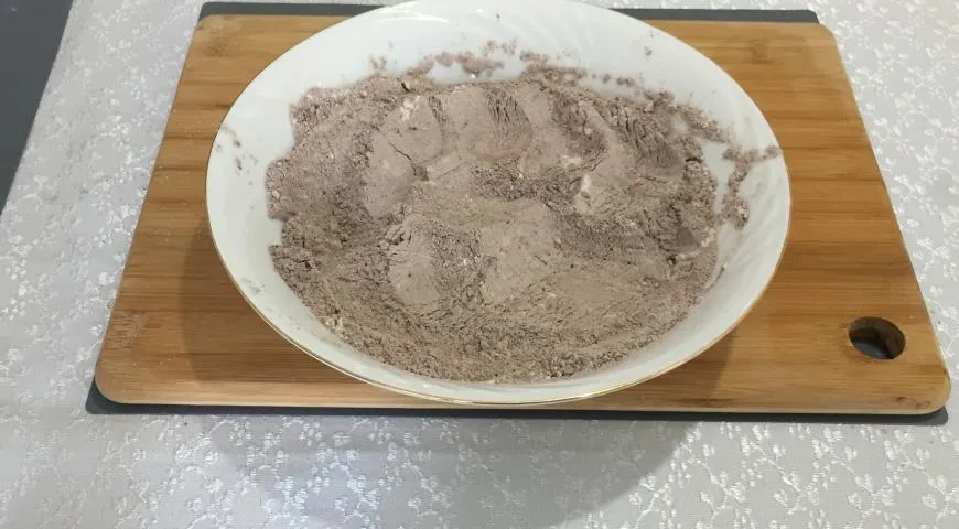 Пирог с бананами и шоколадом: шаг 1