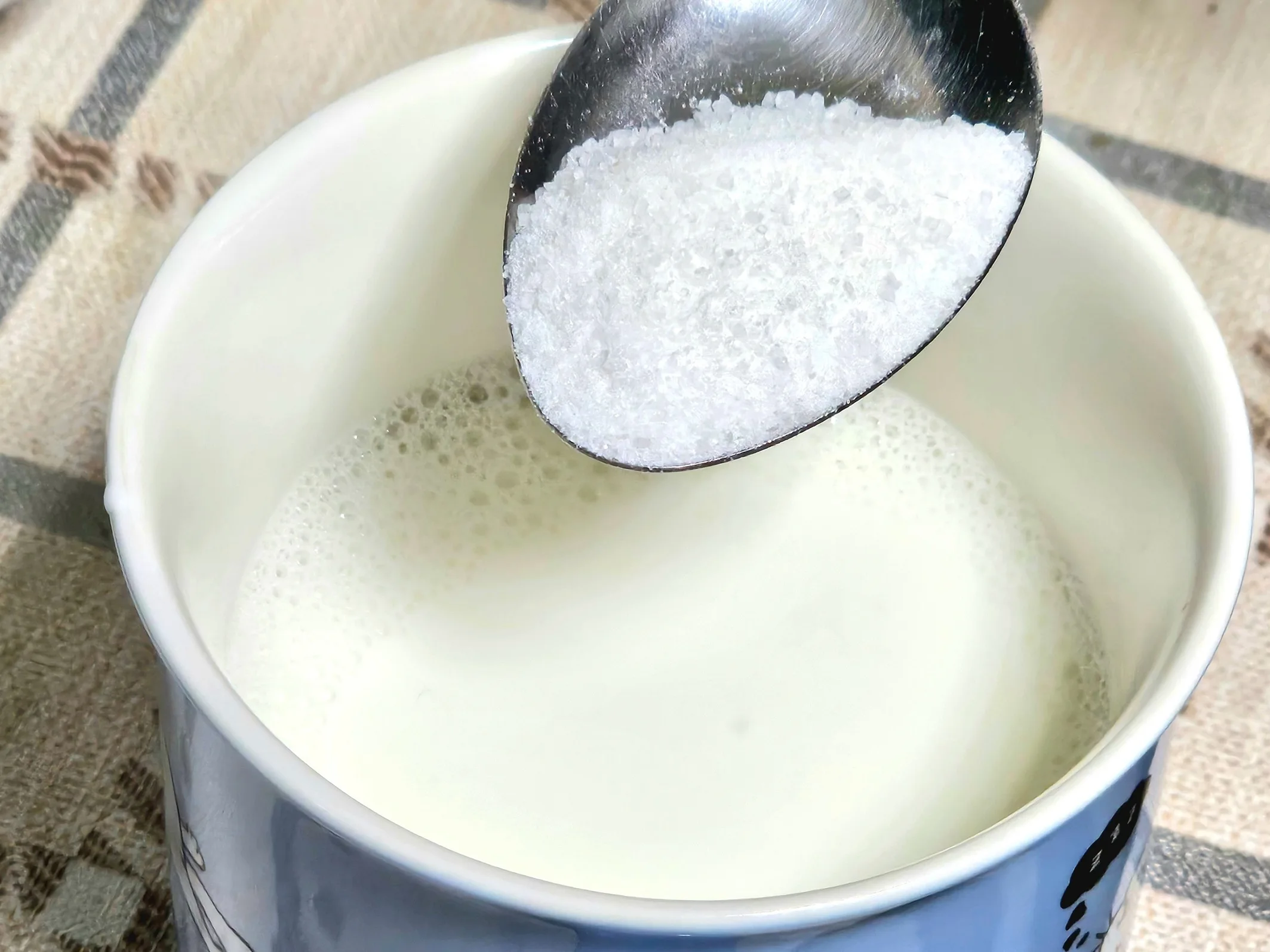 Шаг 1: Пирожки с домашним повидлом