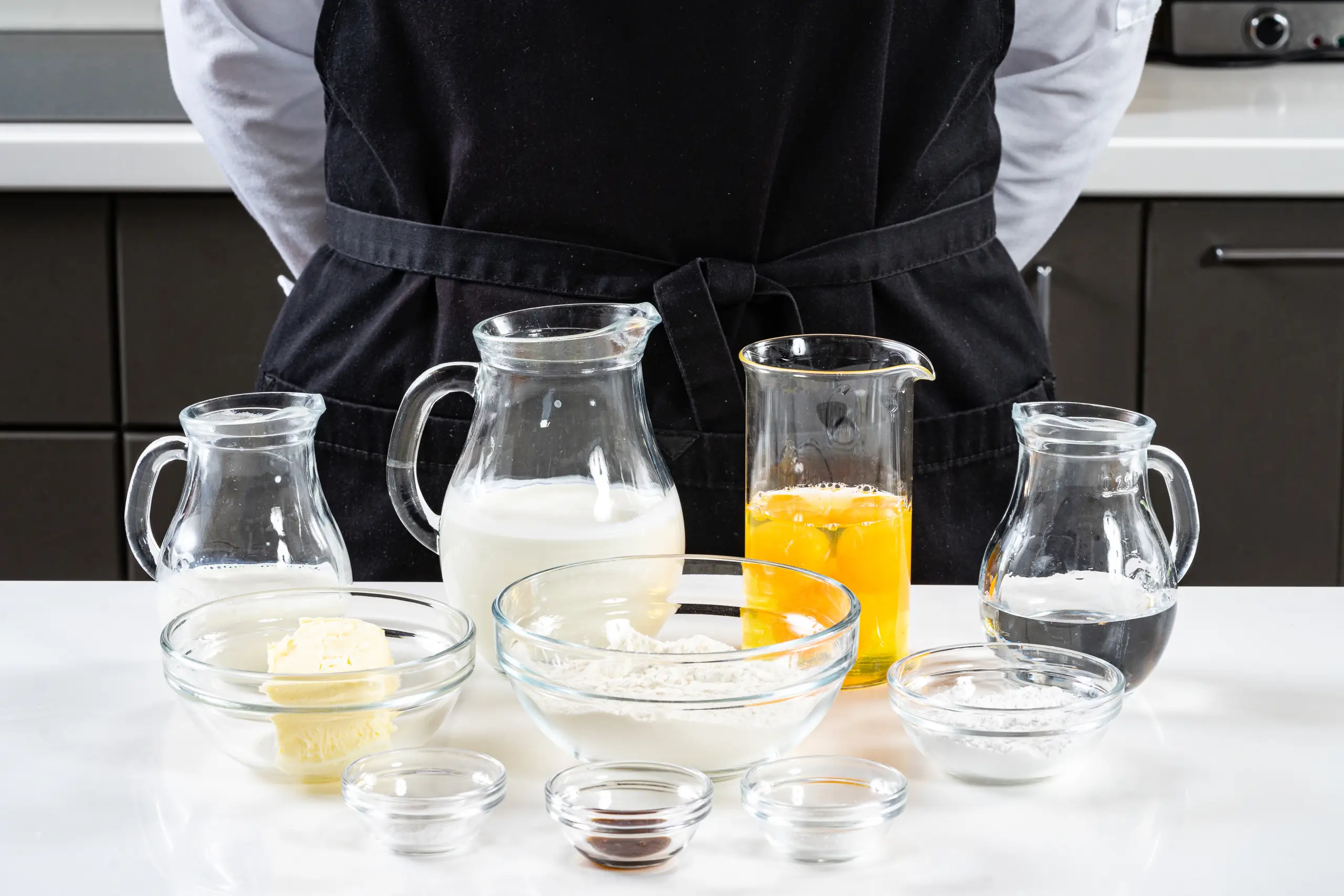 Шаг 1: Пирожные «Лебеди»