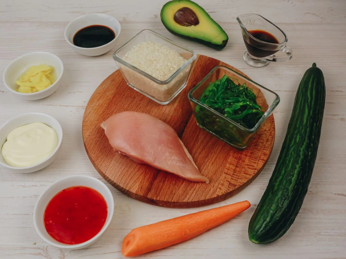 Шаг 1: Поке с курицей терияки