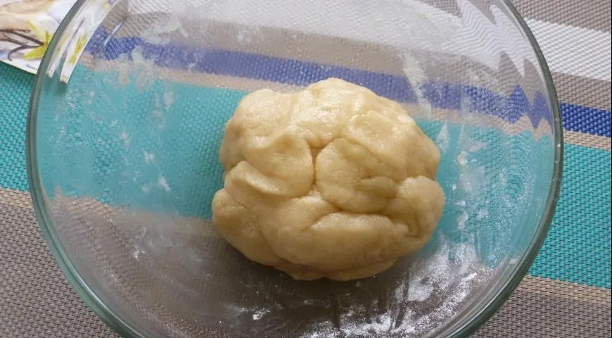 Постные рогалики с мармеладом: шаг 1