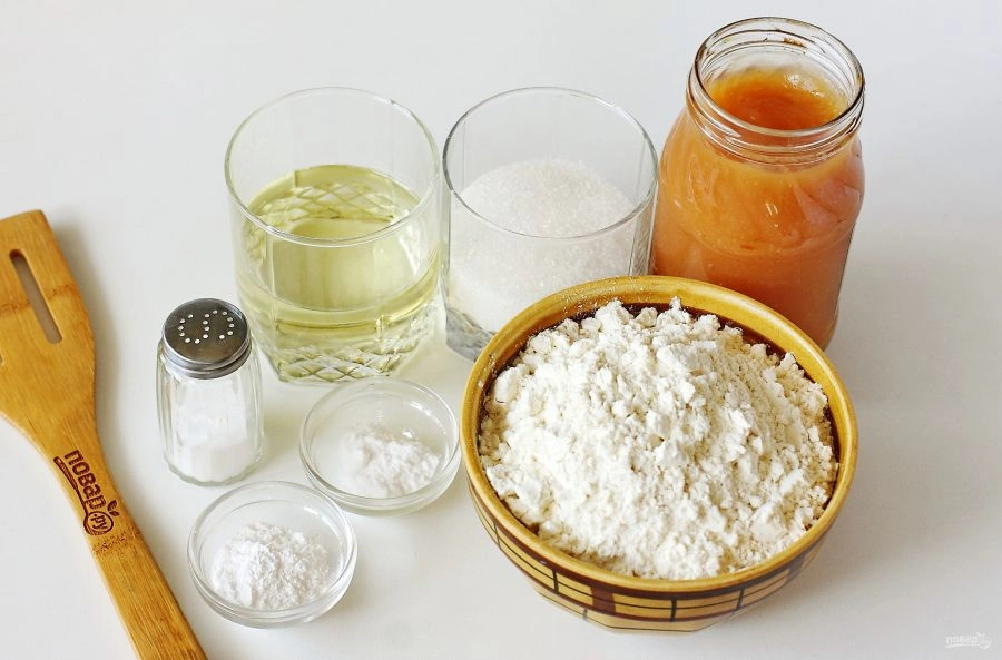 Шаг 1: Постный пирог с яблочным пюре