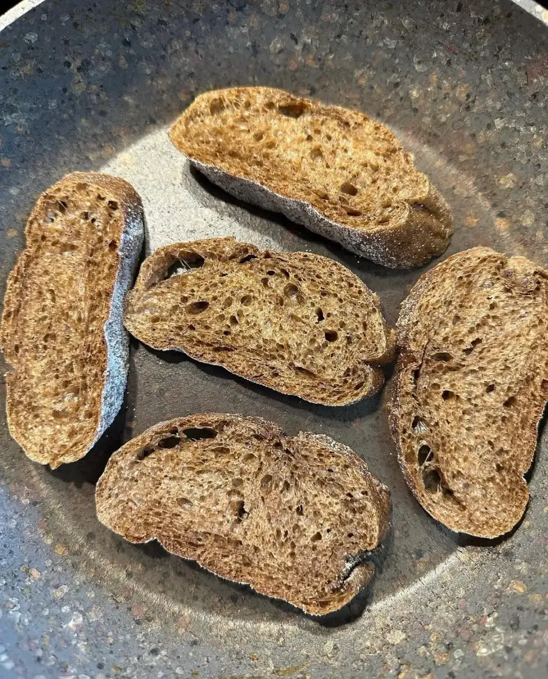 Праздничные брускетты: шаг 1