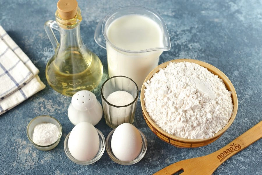 Шаг 1: Пышные без дрожжевые оладьи на кефире