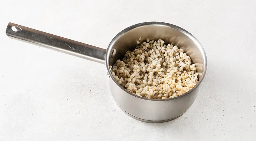 Рассольник с куриными сердечками: шаг 1