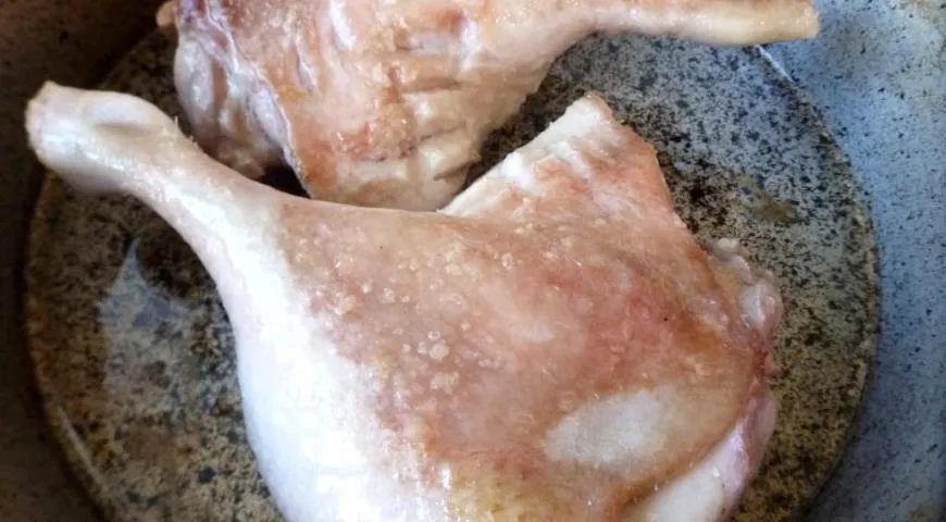 Рийет из утки с яблоком: шаг 1