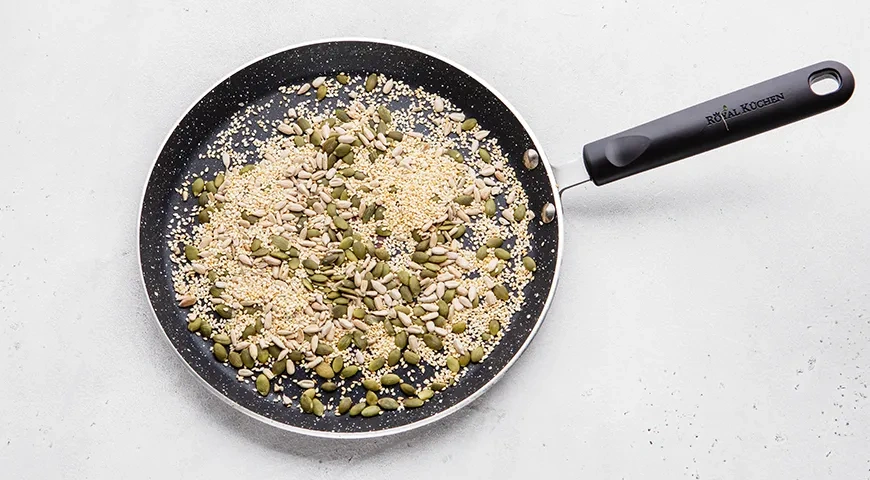 Ржаной хлеб на кефире без дрожжей: шаг 1