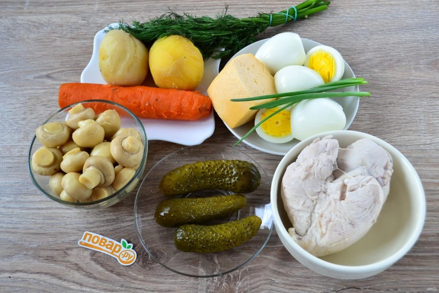 Шаг 1: Салат грибная поляна