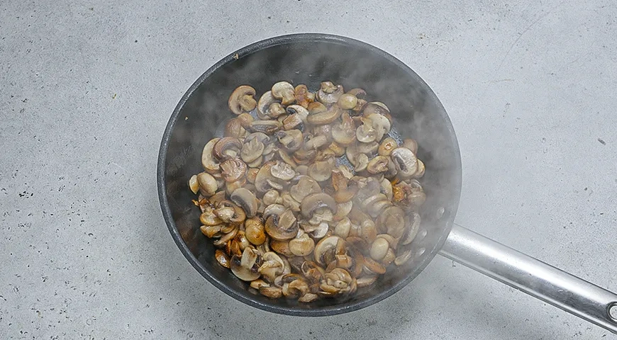 Салат «Грибная полянка» классический: шаг 1