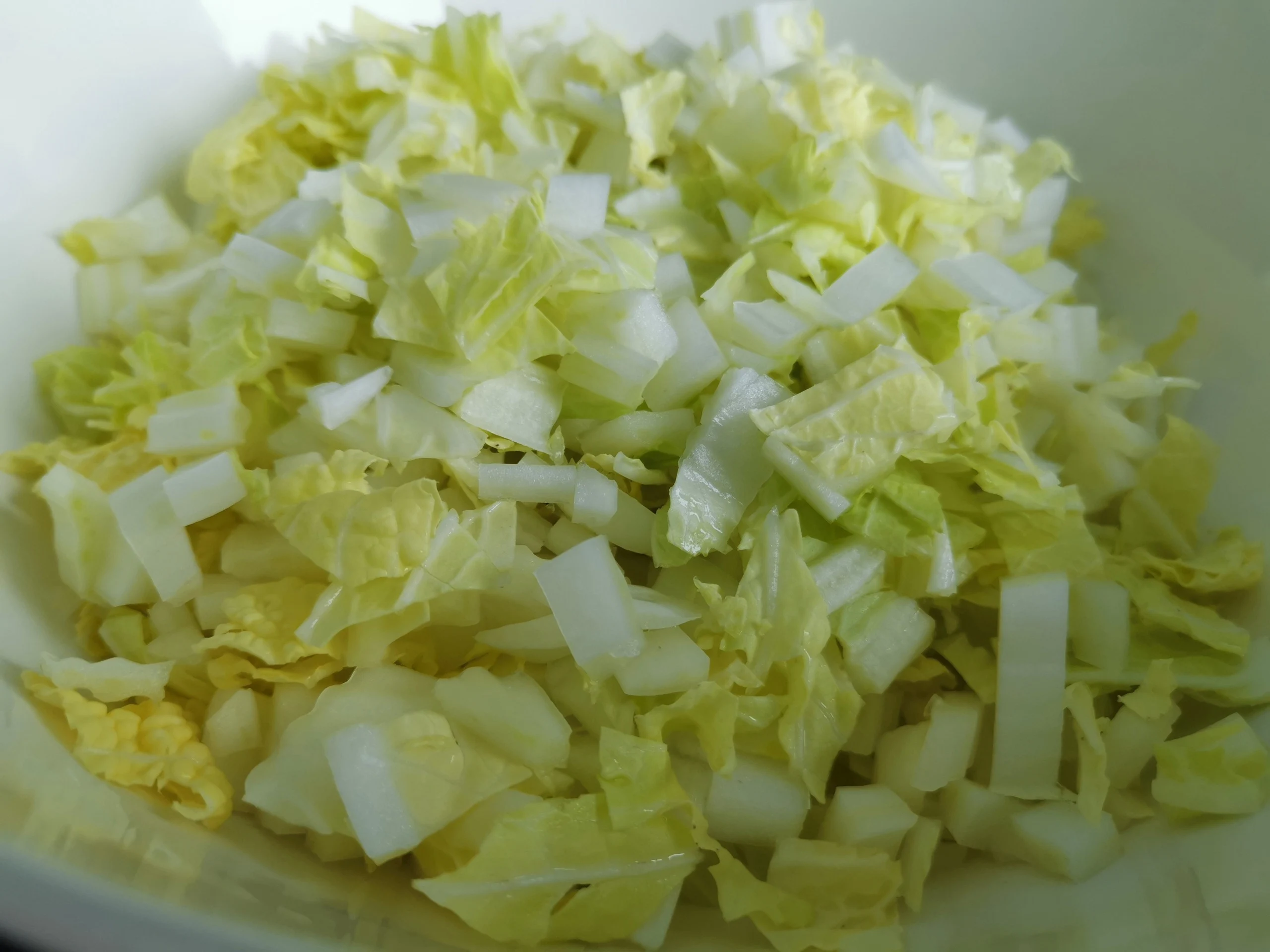 Шаг 1: Салат из пекинской капусты с яйцом