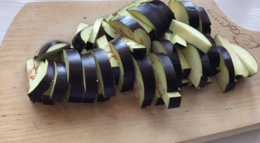 Салат Летний с баклажанами: шаг 1