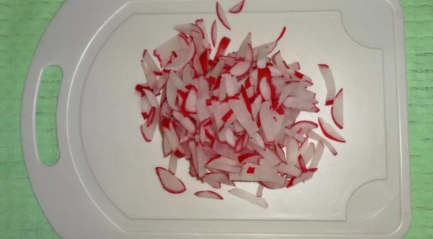 Салат "Одуванчики": шаг 1