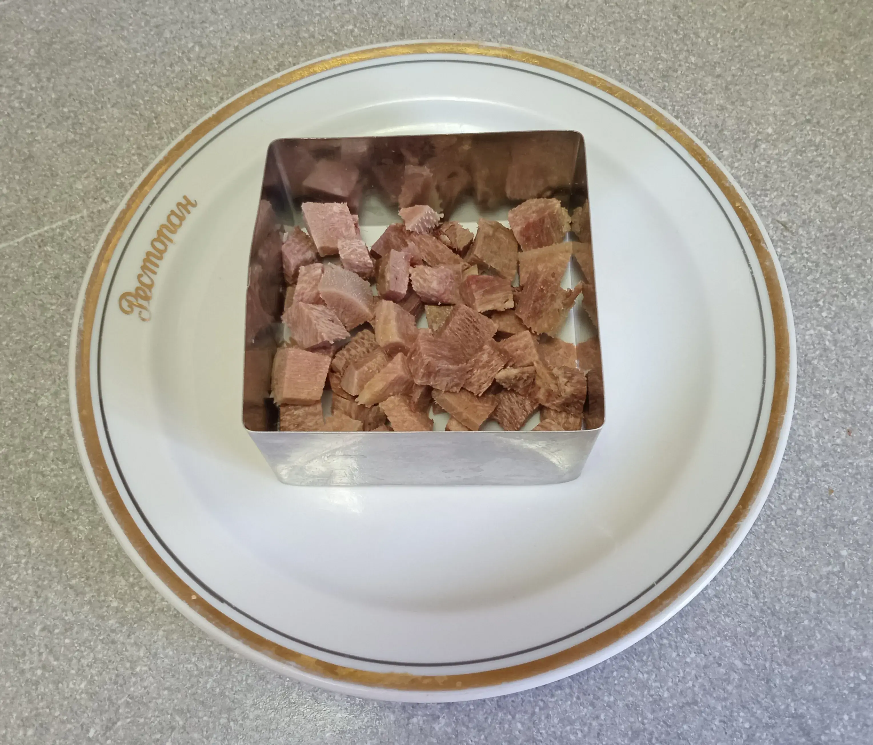 Салат с говяжьим языком: шаг 1