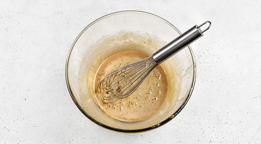 Шифоновый медовик: шаг 1