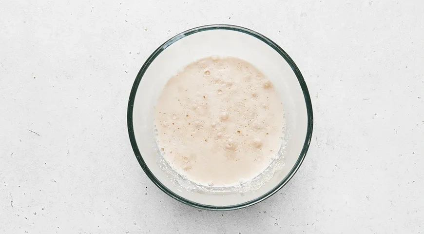 Сладкие булочки с яблоками и корицей: шаг 1