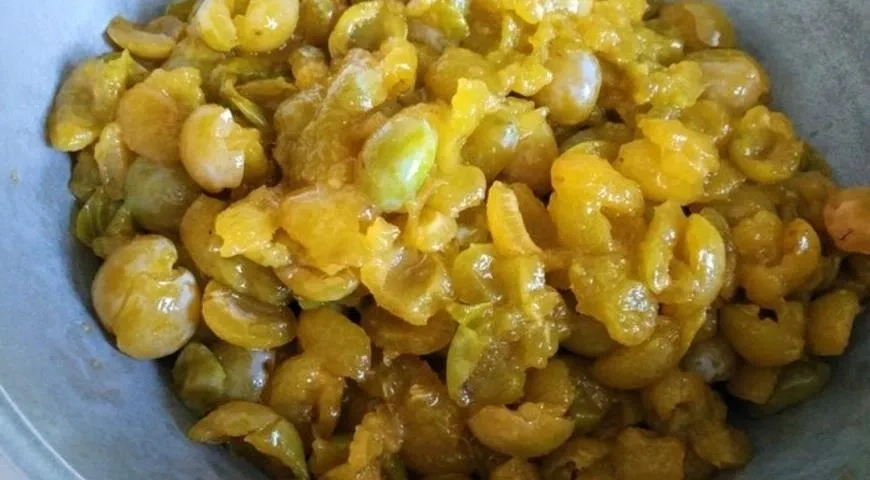 Сливовая пастила с мятой и имбирем: шаг 1