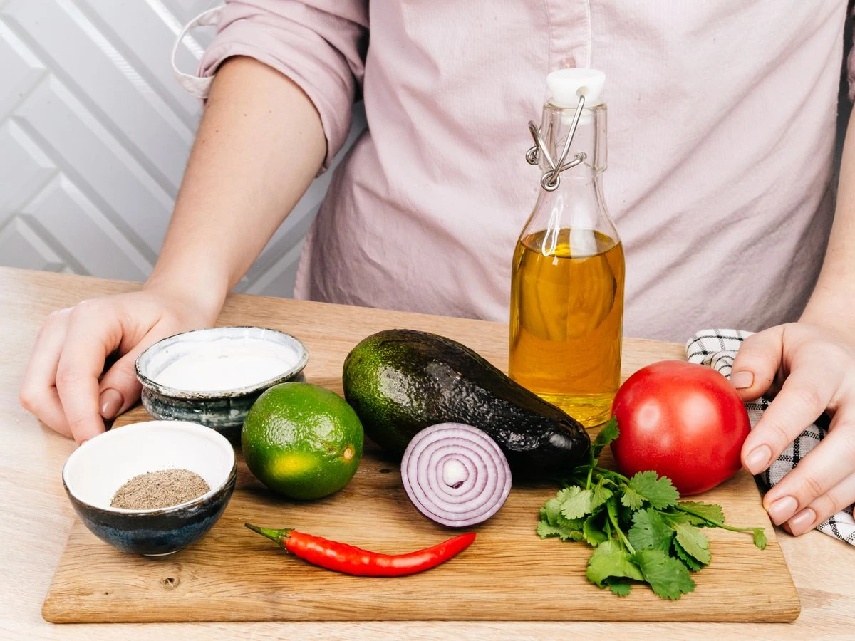 Шаг 1: Соус «Гуакамоле»