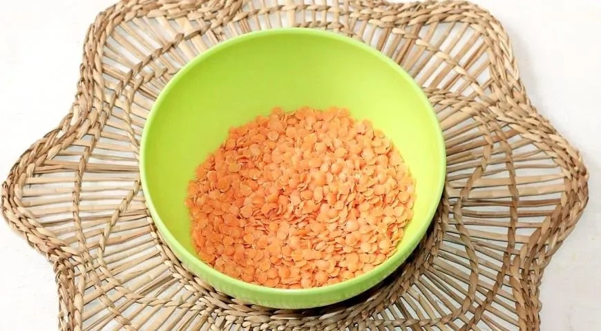 Суп с тунцом и клюквой: шаг 1