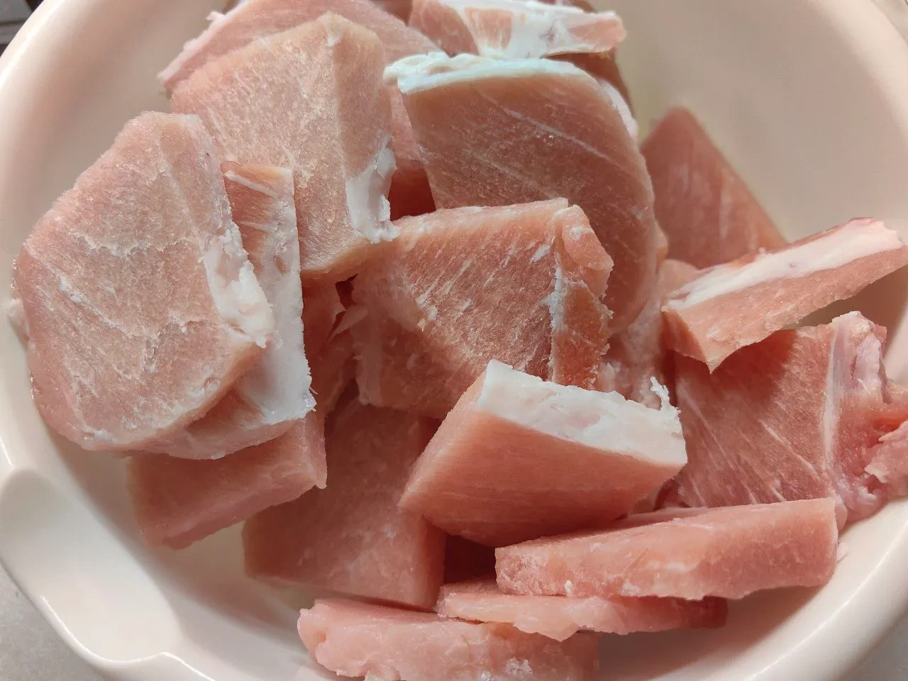 Свинина с черносливом: шаг 1