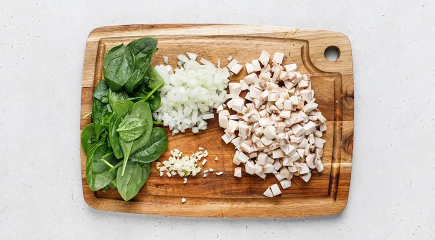 Свинина, запеченная в слоеном тесте: шаг 1