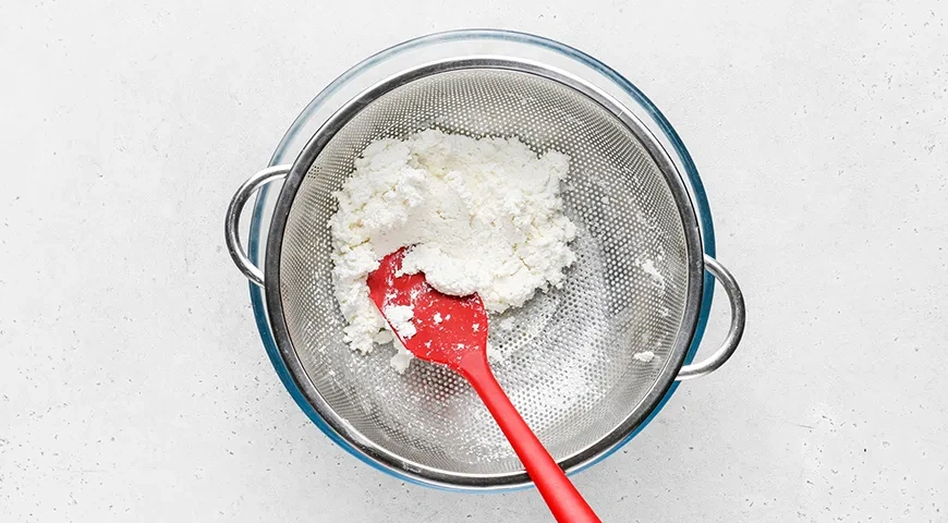 Сырники из творога без муки и манки: шаг 1